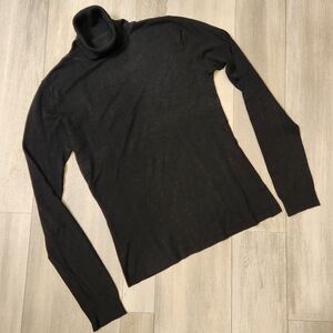 Turtleneck sweater women's M black minimalist capsule contemporary modest basic